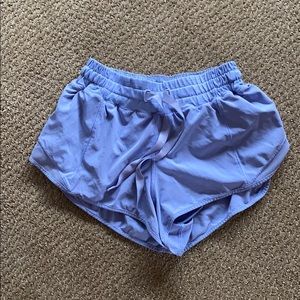 Lululemon Hotty Hot Short *2.5" size 4